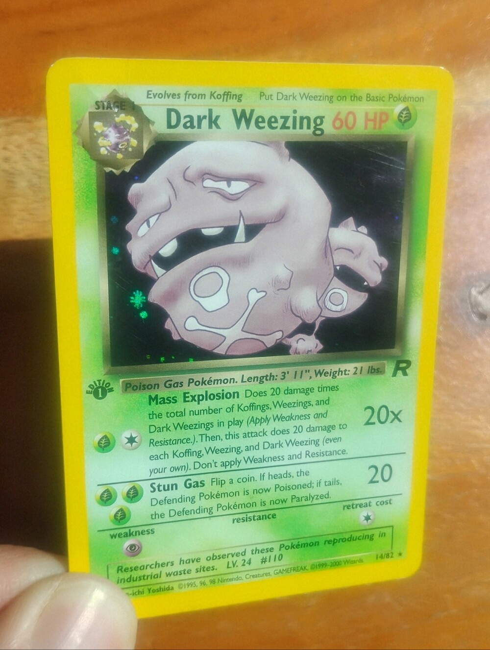 MP WOTC 2000 1st Edition Holo Dark Weezing 14/82 Team Rocket Set Pokemon Card